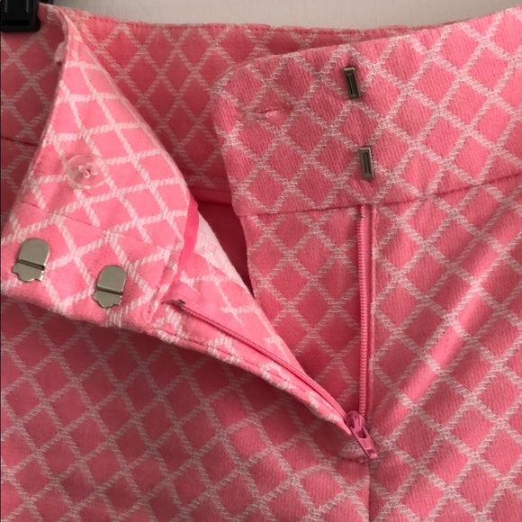Ann Taylor Modern Fit Quilted Cty Short pink check - Picture 8 of 9